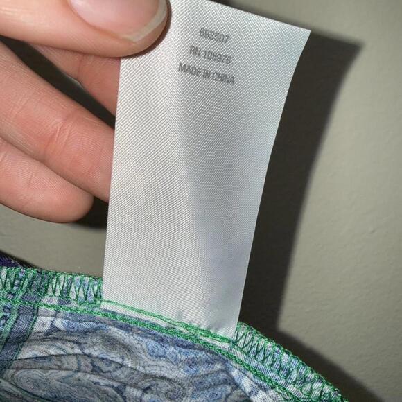 IMAN Global Chic Green Paisley Drape Vest Sleeveless Top NWT Size S - Picture 3 of 8